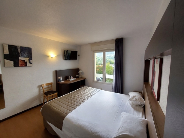 Imagen de la habitación del Hotel C&eacute;venol. Foto 7