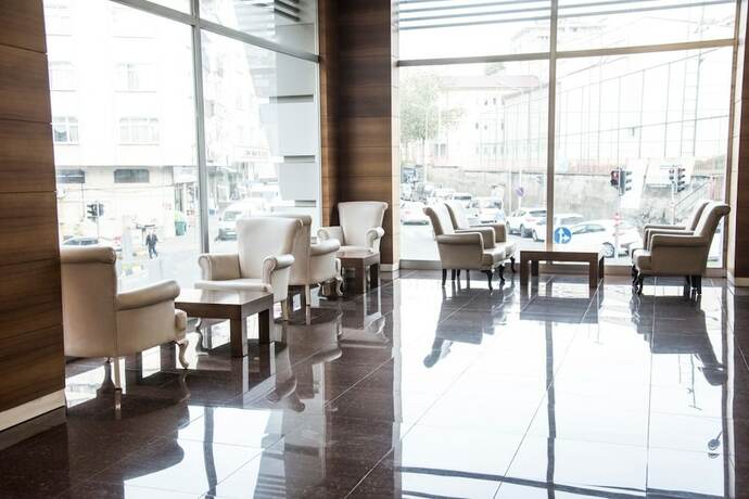 Imagen general del Hotel Cebeciler Otel. Foto 3