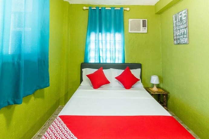 Imagen de la habitación del Hotel Cebu Golf Course. Foto 16