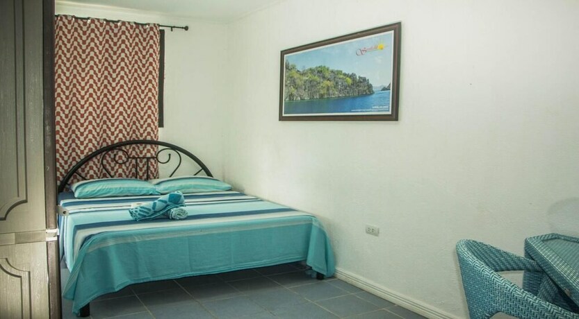 Imagen de la habitación del Hotel Cebu Golf Course. Foto 17