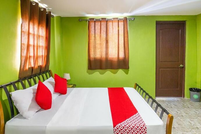 Imagen de la habitación del Hotel Cebu Golf Course. Foto 31