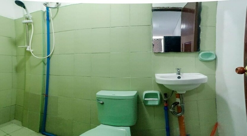 Imagen de la habitación del Hotel Cebu Golf Course. Foto 34