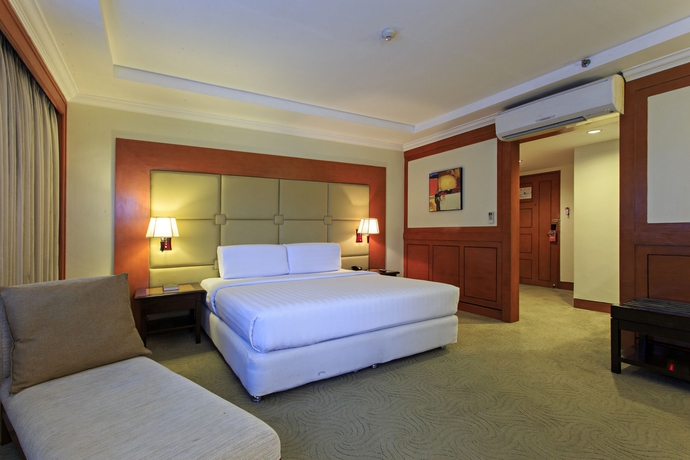 Imagen de la habitación del Hotel Cebu Parklane International. Foto 7