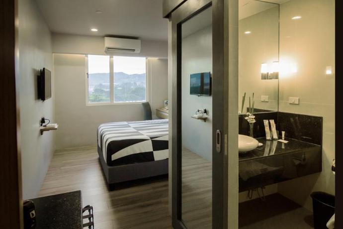 Imagen de la habitación del Hotel Cebu Plus. Foto 13