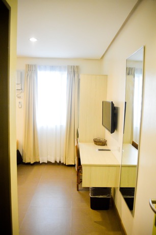 Imagen de la habitación del Hotel Cebu R Mabolo. Foto 16