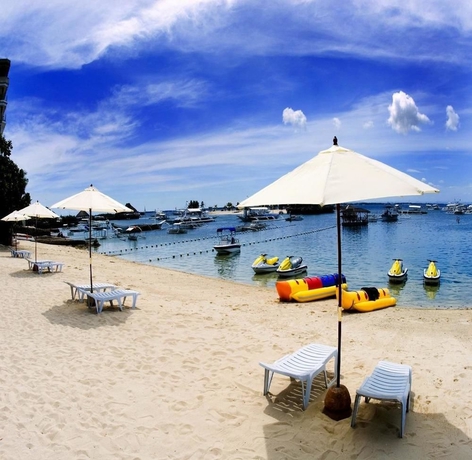 Imagen de los exteriores del Hotel Cebu White Sands Resort and Spa. Foto 6
