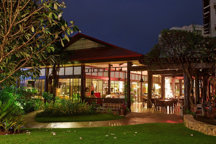 Imagen de los exteriores del Hotel Cebu White Sands Resort and Spa. Foto 8