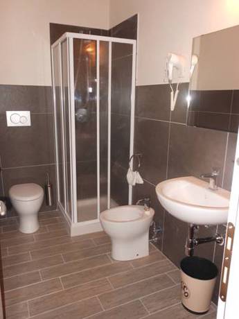 Imagen de la habitación del Hotel Cecco. Foto 3