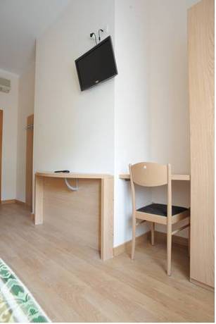 Imagen de la habitación del Hotel Cecco. Foto 6