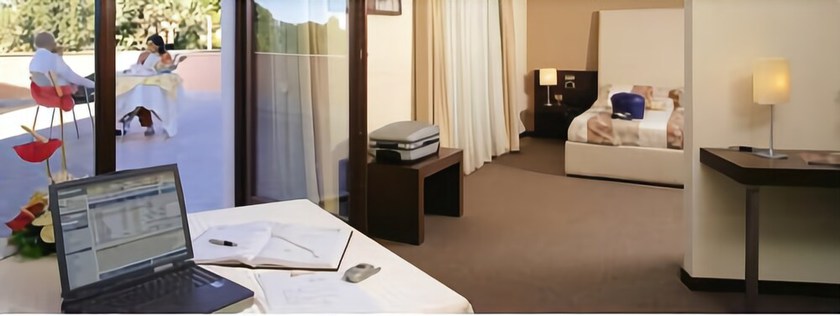 Imagen de la habitación del Hotel Cecere. Foto 13