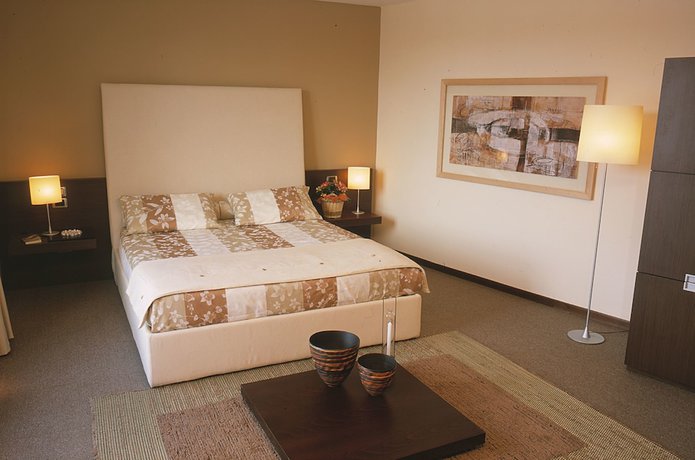 Imagen de la habitación del Hotel Cecere. Foto 16