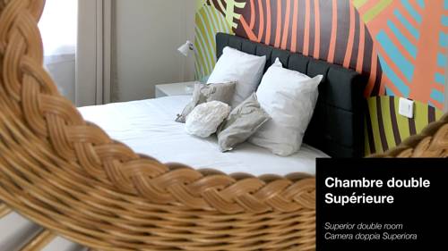 Imagen de la habitación del Hotel Cecil, Antibes. Foto 12