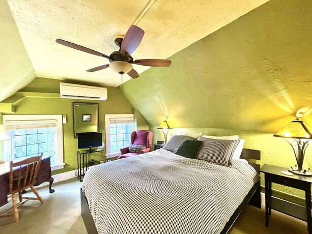 Imagen de la habitación del Hotel Cecil Bacon Manor. Foto 18