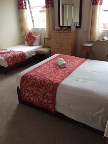 Imagen de la habitación del Hotel Cecil Court. Foto 4