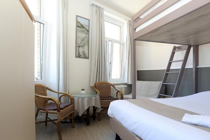 Imagen de la habitación del Hotel Cecil, De Panne. Foto 8