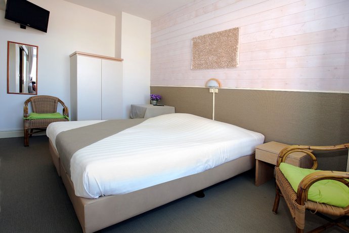 Imagen de la habitación del Hotel Cecil, De Panne. Foto 10