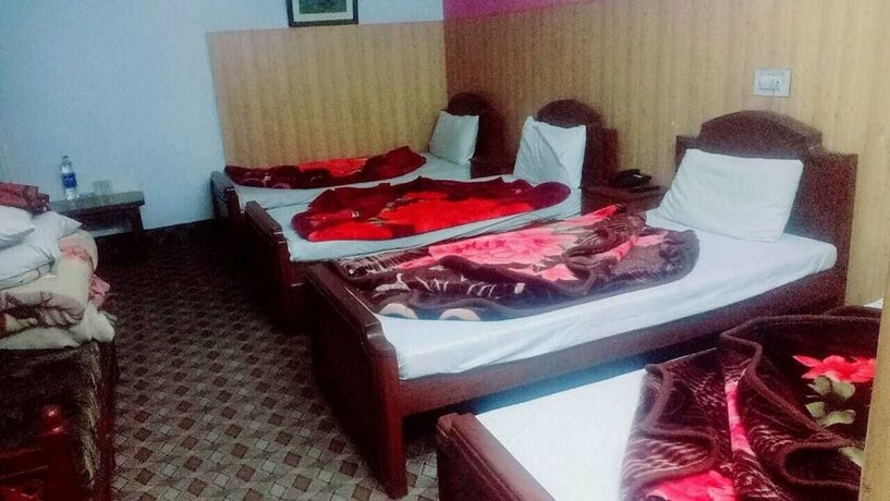Imagen de la habitación del Hotel Cecil, Nārān. Foto 16