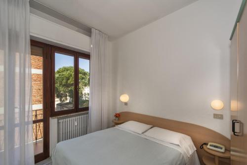 Imagen general del Hotel Cecile. Foto 3