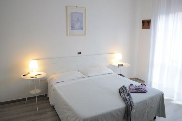 Imagen de la habitación del Hotel Cecile, Pisa. Foto 13