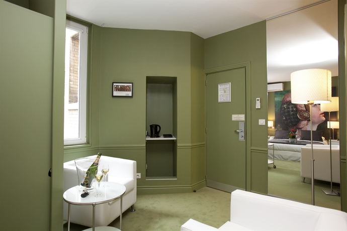 Imagen de los interiores del Hotel Cecyl Reims Centre. Foto 12