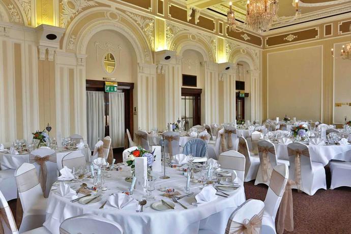 Imagen general del Hotel Cedar Court Harrogate. Foto 7