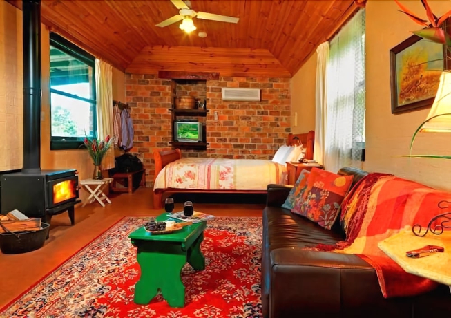 Imagen de la habitación del Hotel Cedar Creek Cottages. Foto 9