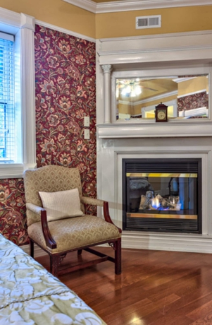 Imagen de la habitación del Hotel Cedar Crest Inn, Asheville. Foto 11