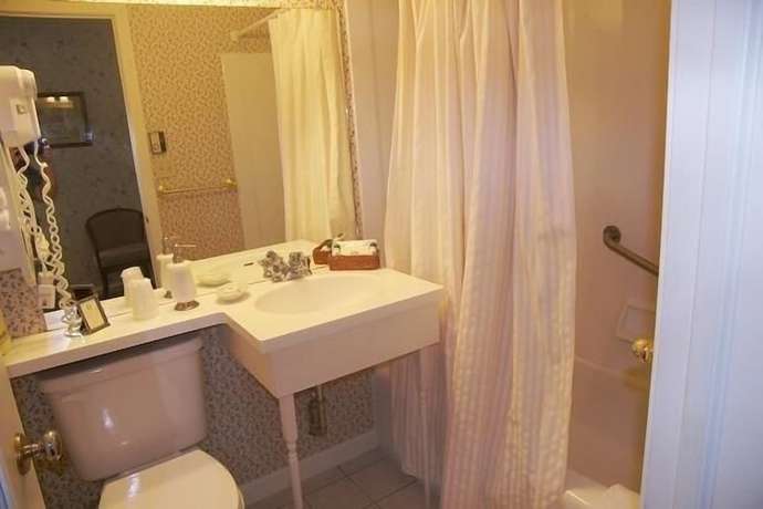 Imagen de la habitación del Hotel Cedar Crest Inn. Foto 5