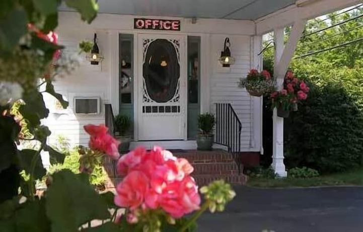 Imagen general del Hotel Cedar Crest Inn. Foto 1