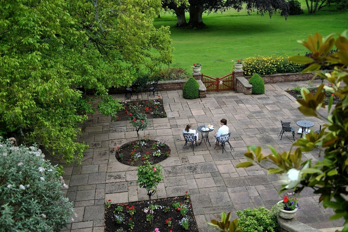 Imagen general del Hotel Cedar Falls Health Spa. Foto 2