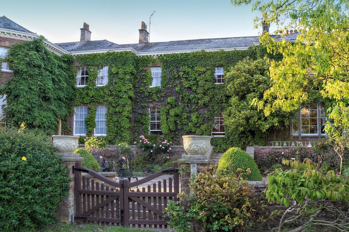 Imagen general del Hotel Cedar Falls Health Spa. Foto 3