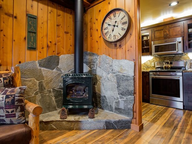 Imagen de la habitación del Hotel Cedar Glen Lodge. Foto 15