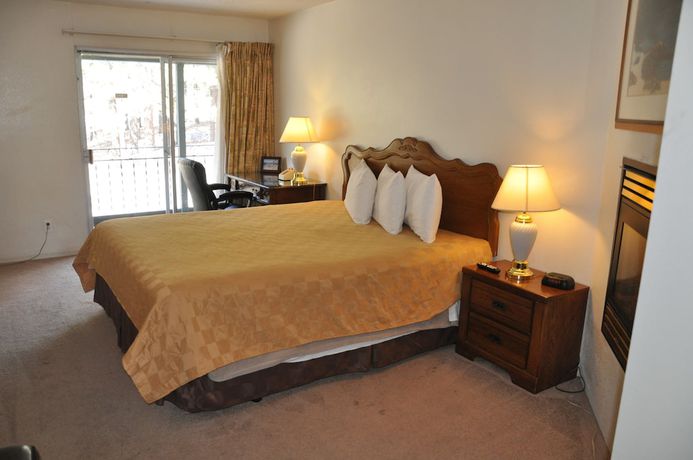 Imagen de la habitación del Hotel Cedar Inn and Suites. Foto 6