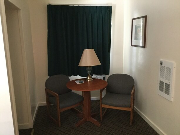 Imagen de la habitación del Hotel Cedar Lodge Motel, Dunsmuir. Foto 14