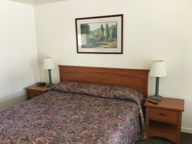 Imagen de la habitación del Hotel Cedar Lodge Motel, Dunsmuir. Foto 15