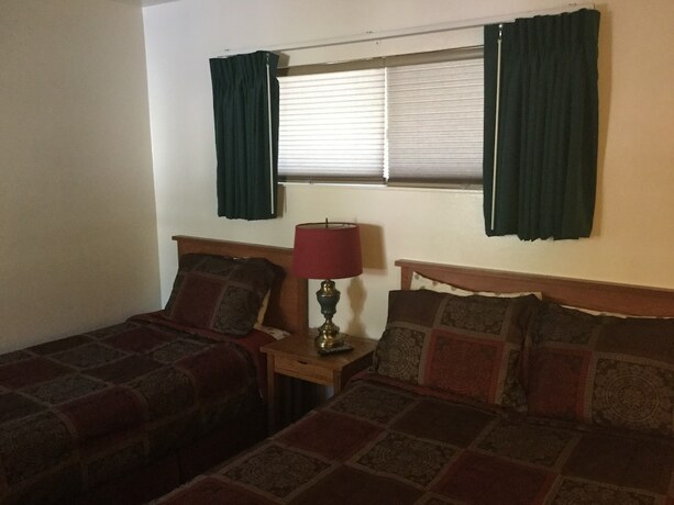 Imagen de la habitación del Hotel Cedar Lodge Motel, Dunsmuir. Foto 17