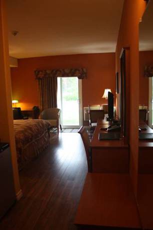 Imagen de la habitación del Hotel Cedar Meadows Resort & Spa. Foto 8