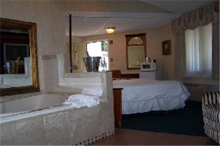 Imagen de la habitación del Hotel Cedar Park Whirlpool Suites. Foto 11