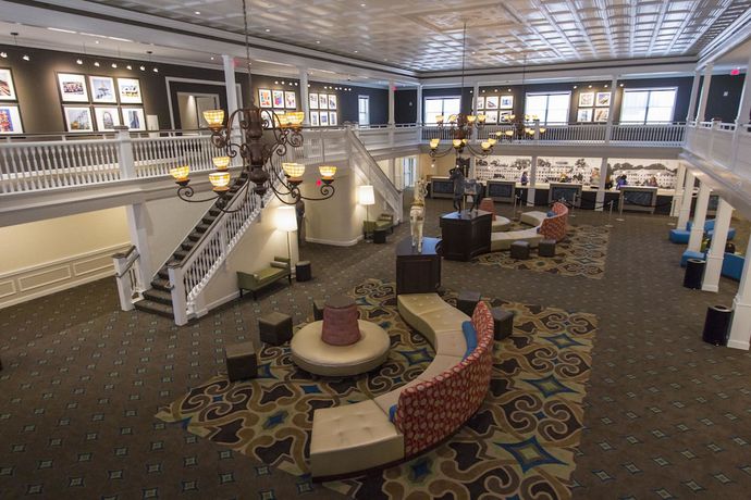 Imagen de los interiores del Hotel Cedar Point's Hotel Breakers. Foto 13