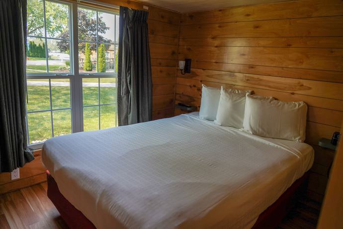 Imagen de la habitación del Hotel Cedar Point's Lighthouse Point. Foto 8