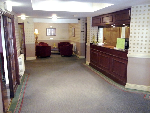 Imagen de los interiores del Hotel Cedar Tree. Foto 16