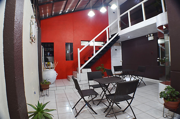 Imagen del bar/restaurante del Hotel Cedros Cusco Inn. Foto 2