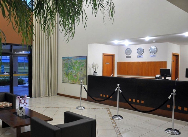 Imagen de los interiores del Hotel Cegil Boulevard. Foto 4