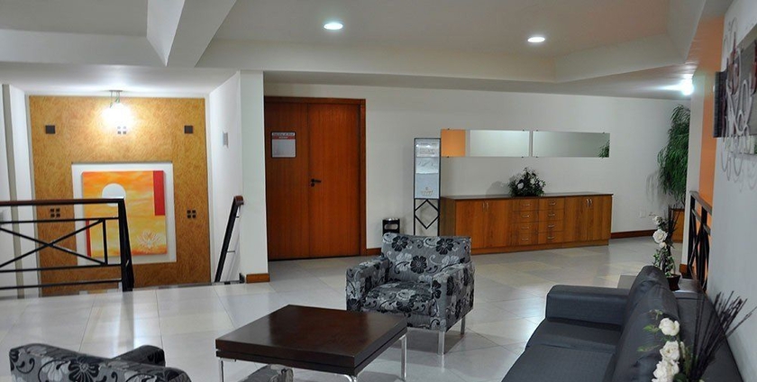 Imagen de los interiores del Hotel Cegil Boulevard. Foto 7