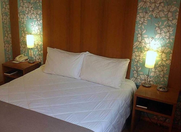 Imagen de la habitación del Hotel Cegil Boulevard. Foto 3