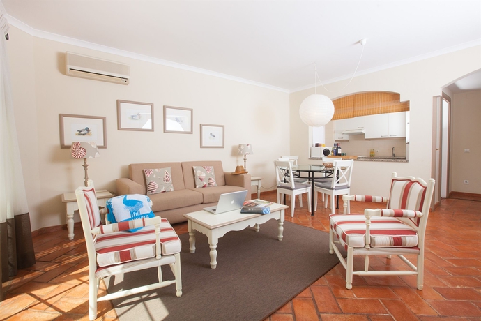 Imagen de los interiores del Hotel Cegonha Country Club. Foto 12