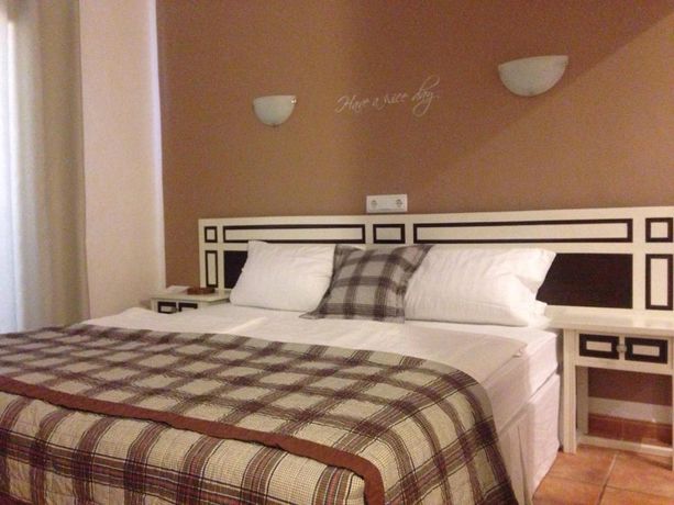 Imagen de la habitación del Hotel Ceiba Maria Cala Dor. Foto 13