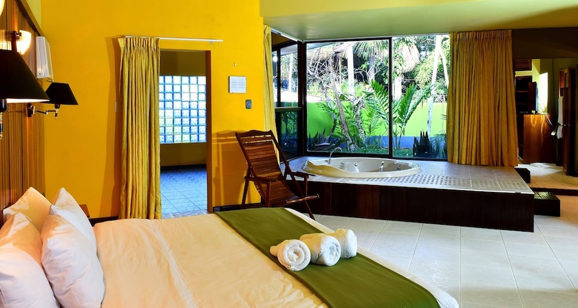Imagen de la habitación del Hotel Ceiba Tops Lodge. Foto 6
