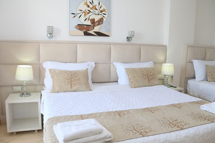 Imagen de la habitación del Hotel Ceko. Foto 11