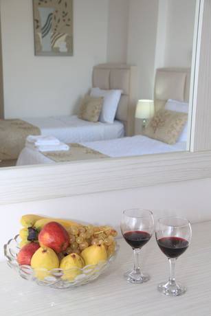 Imagen de la habitación del Hotel Ceko. Foto 16